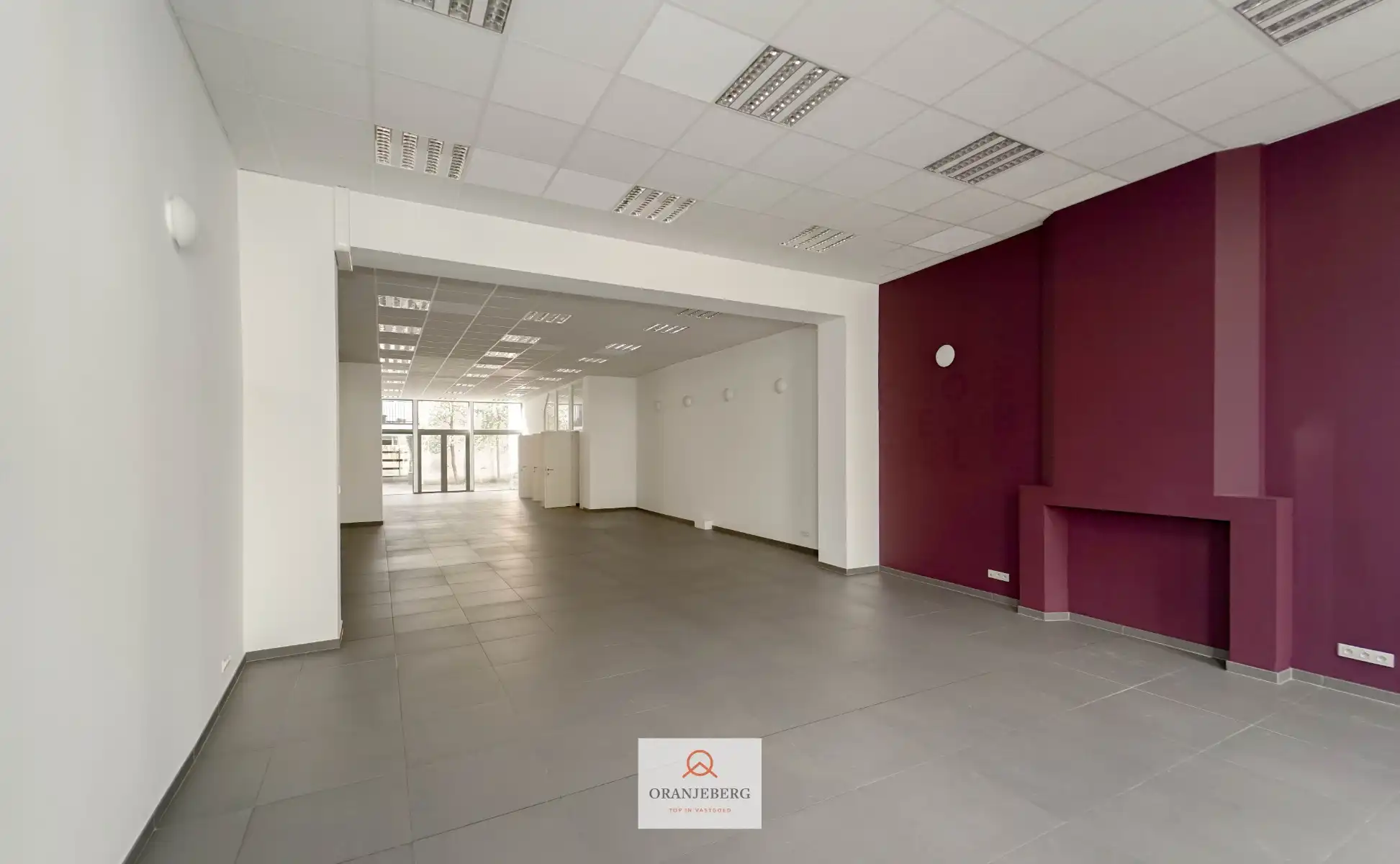 Handelspand 178 m²  te huur in Burgstraat foto 2