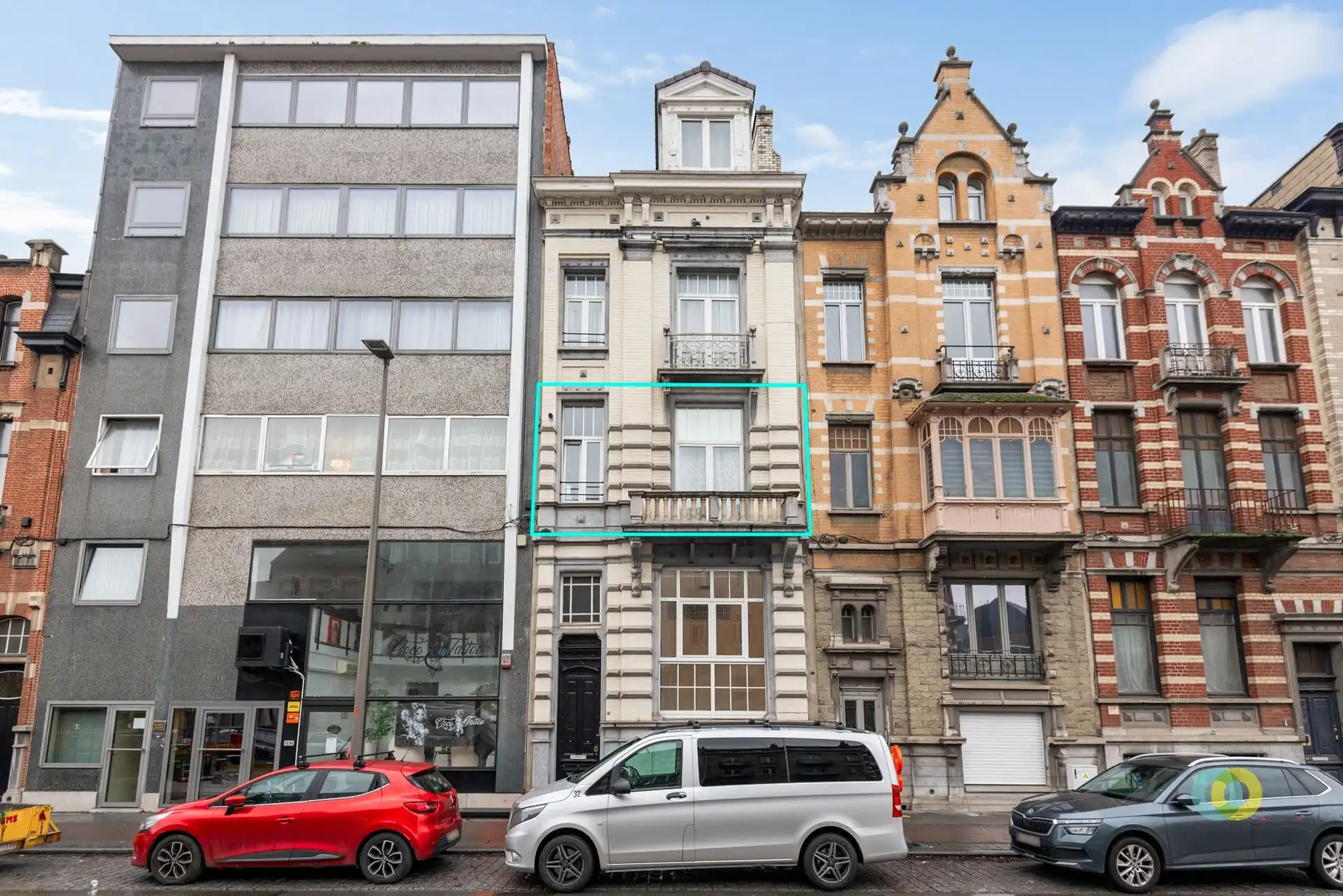 appartement met terras foto {{pictureIndex}}