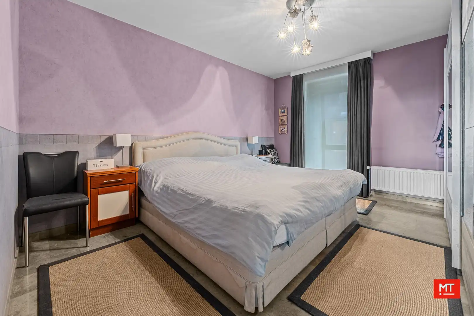 Bijzonder ruim gebouw met tal van mogelijkheden en uitweg, te koop in de dorpskern van Dadizele foto 9