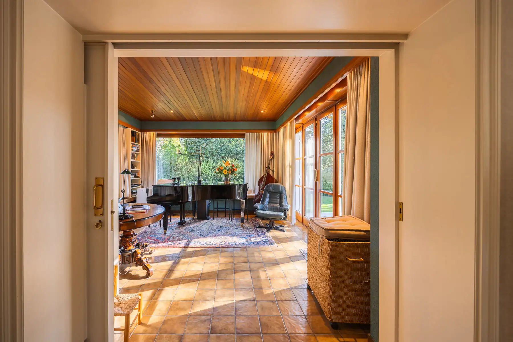 Exclusieve villa met 5 slpk op ruim groen perceel foto 8