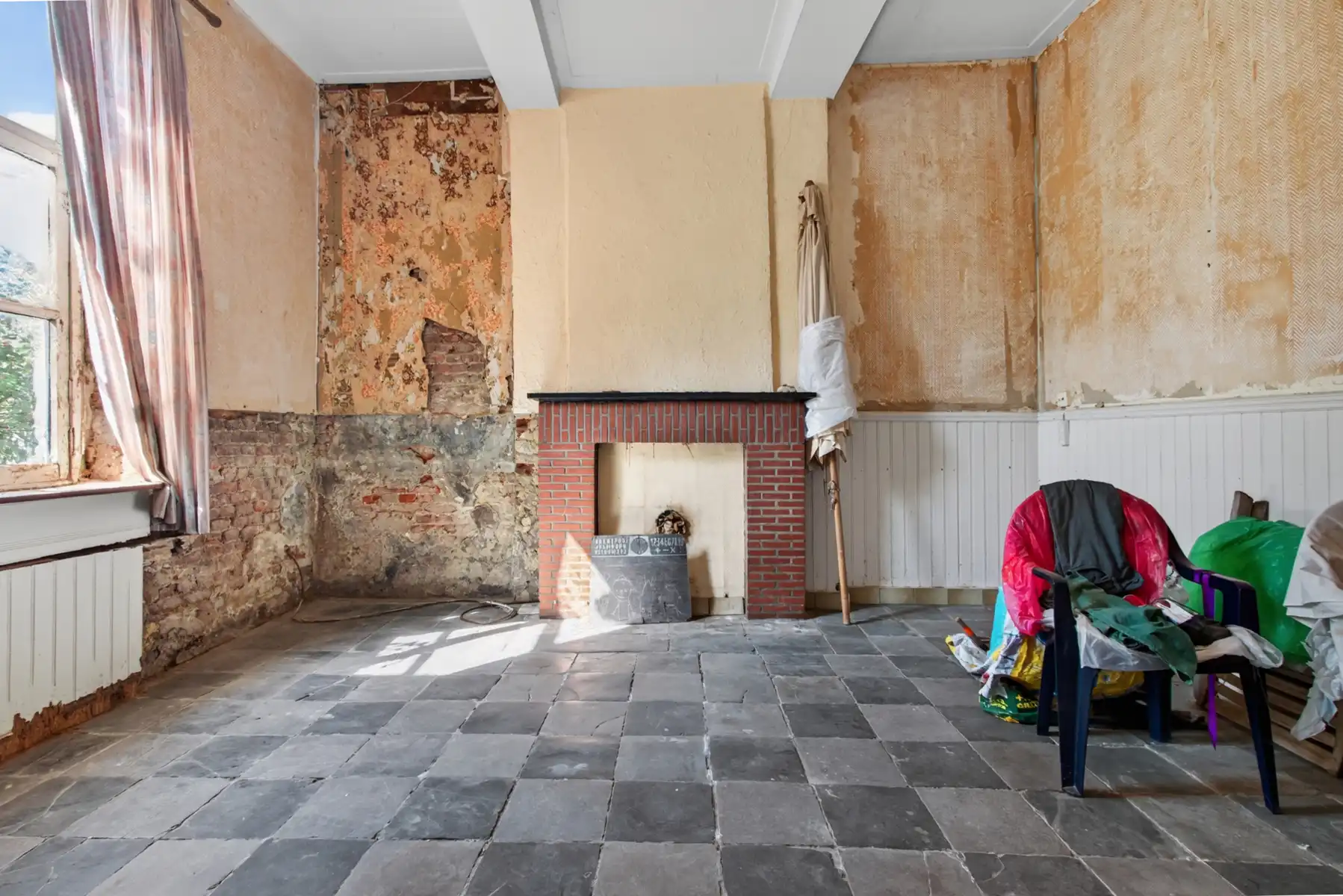 AUTHENTIEKE WONING BEGIJNHOF + 3 tot 4 SLK + TUIN + RUSTIG foto 7