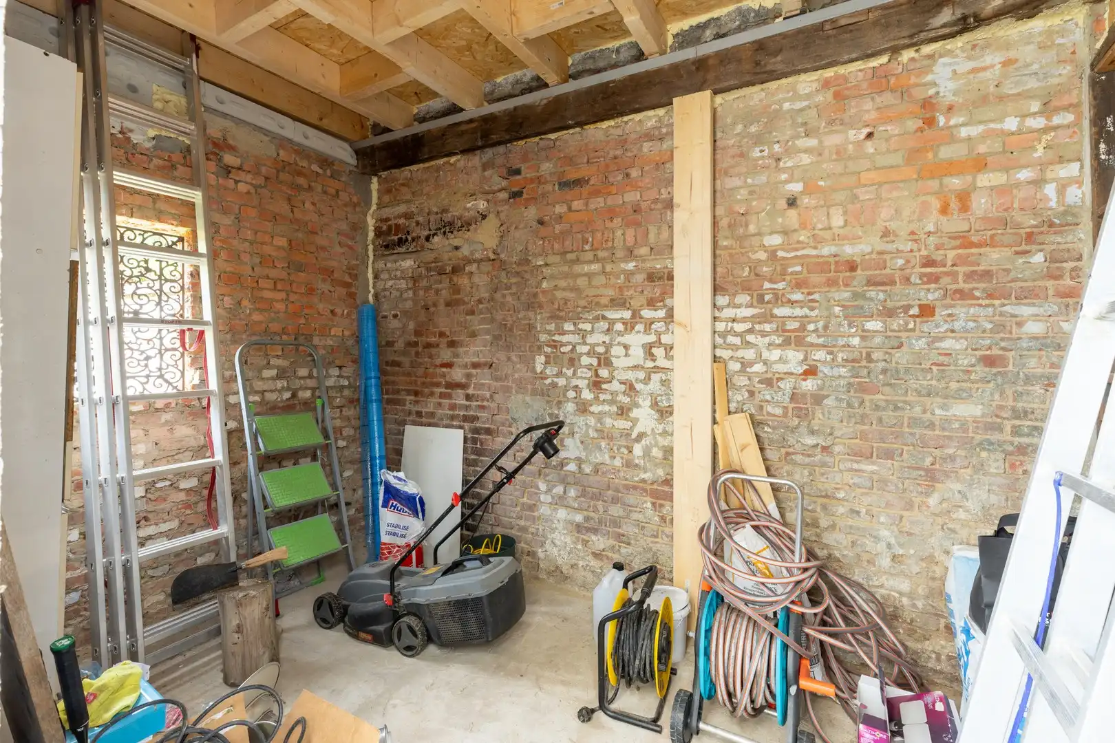 Woning met 4 slaapkamers en tuin op goede locatie foto 15