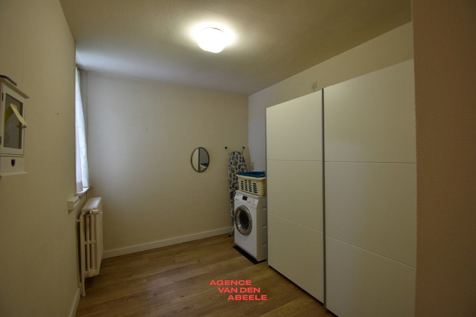 Stijlvol gelijkvloers appartement met royaal terras en boszicht foto 16
