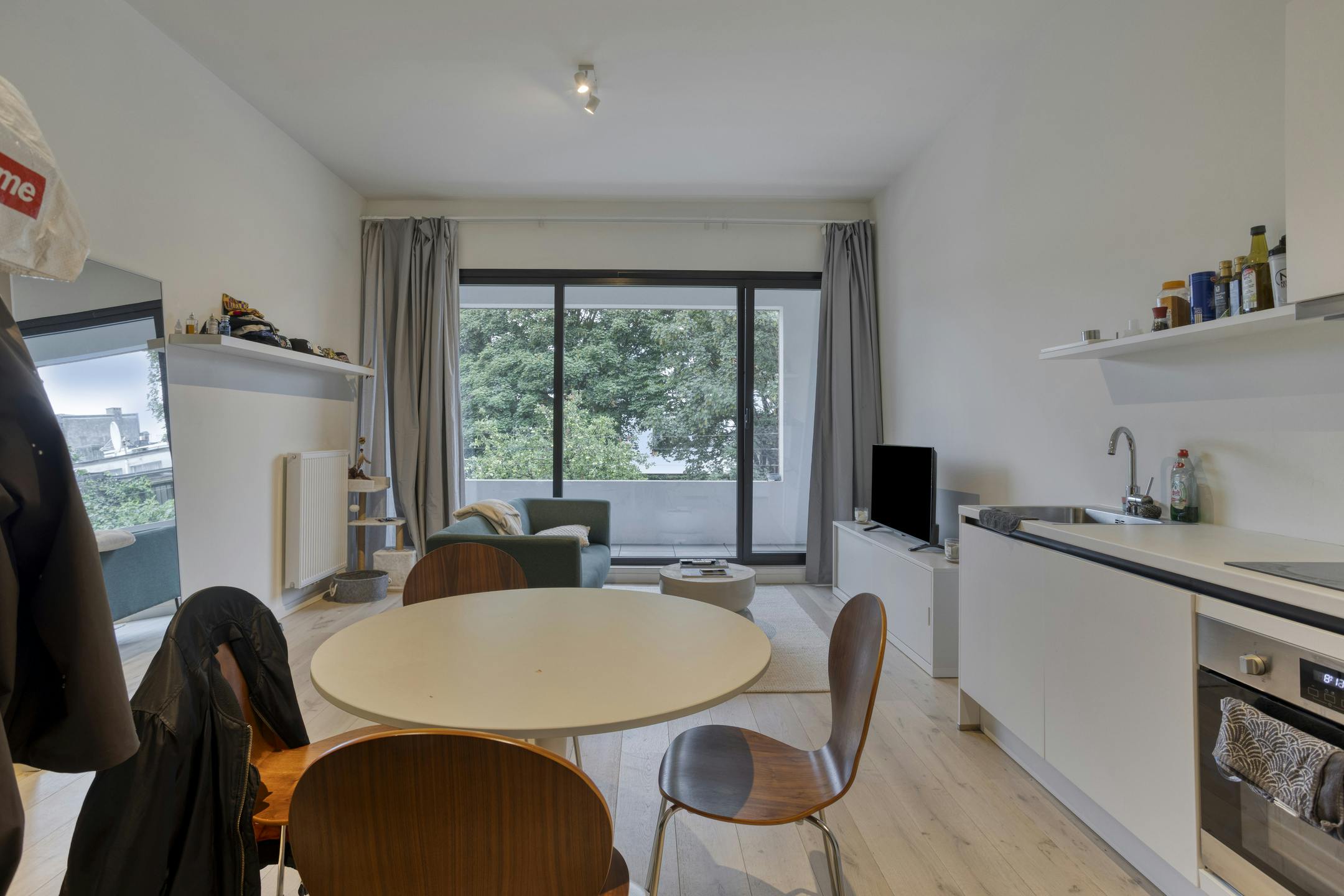 Gerenoveerde studio met terras te koop in Antwerpen foto 5