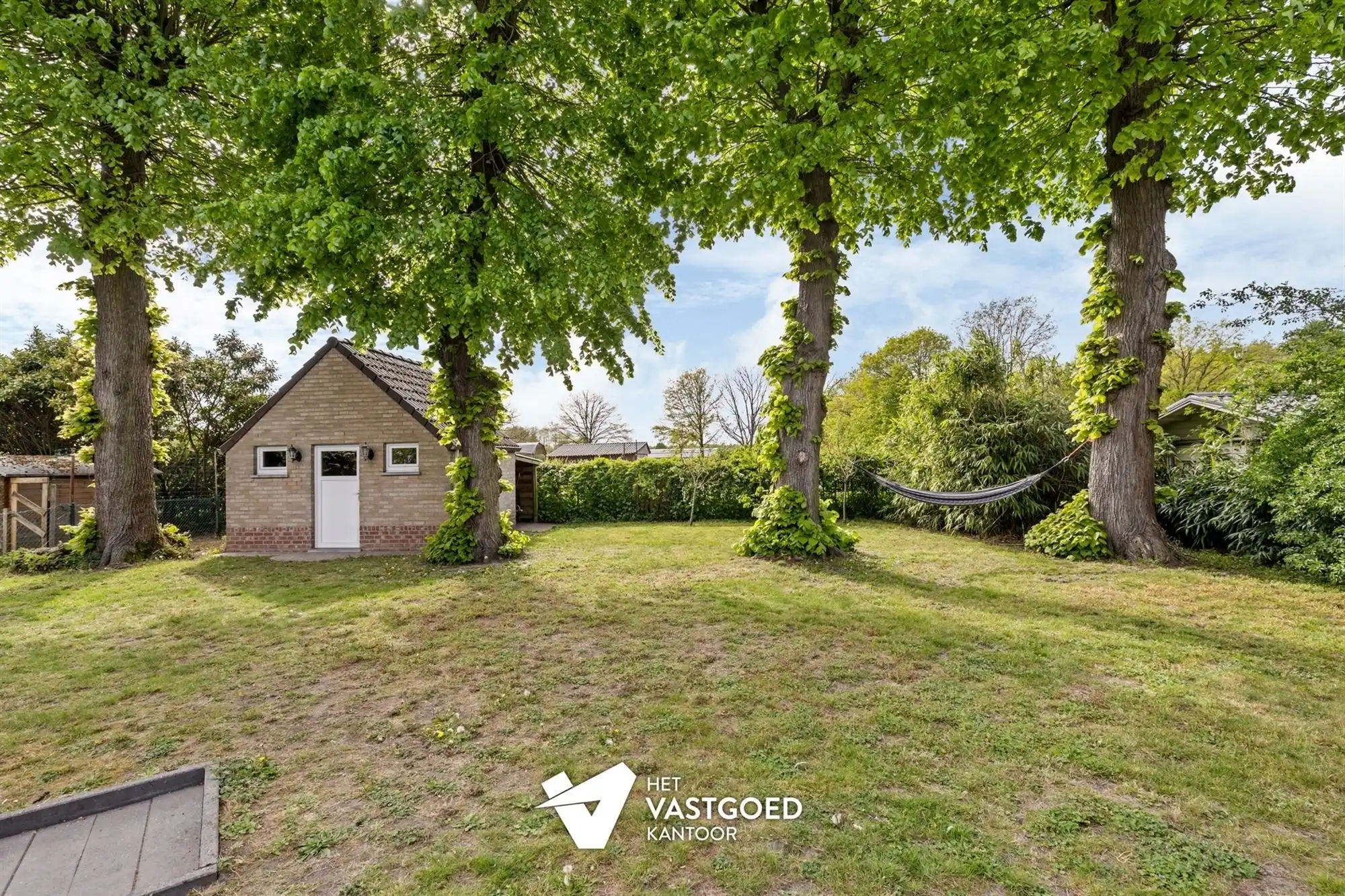 PERFECT ONDERHOUDEN INSTAPKLARE WONING MET 4 SLAAPKAMERS OP EEN PERCEEL VAN 8A 19CA TE LEOPOLDSBURG foto 4