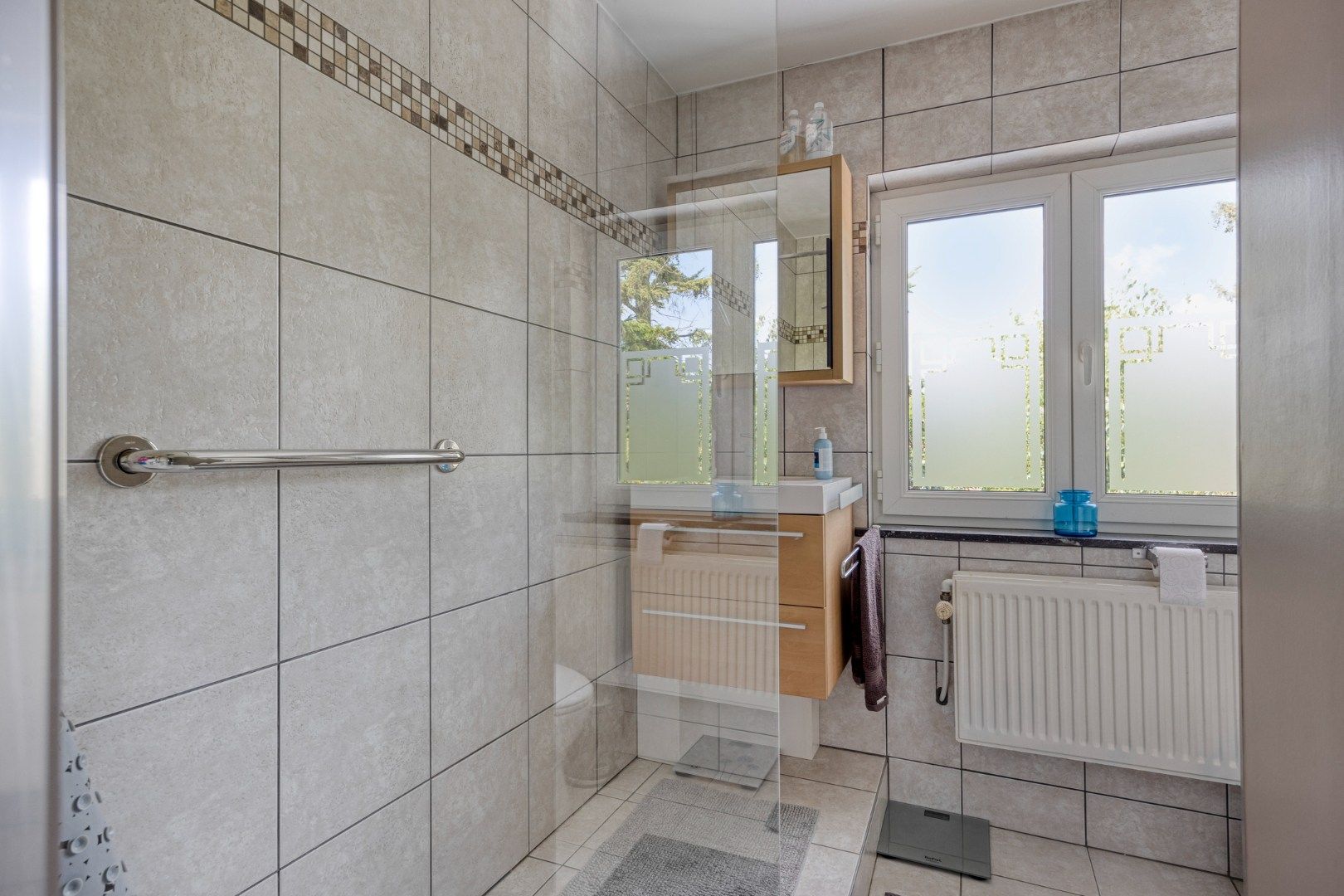 Ruime halfopen bebouwing met grote tuin op fietsafstand van het centrum van Tongeren foto 25