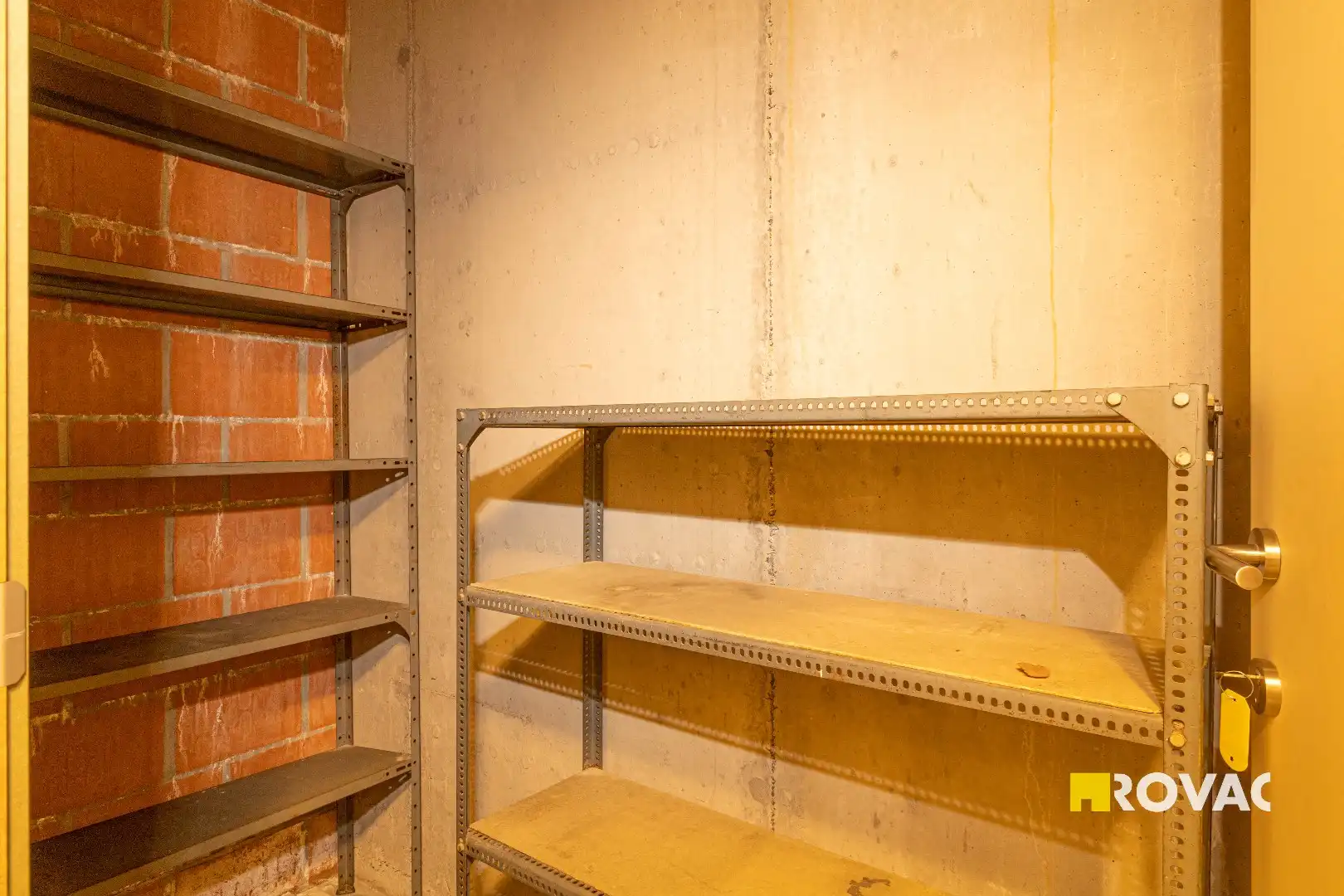 Zeer verzorgd appartement met zonneterras, autostaanplaats met EPC-label A foto 23