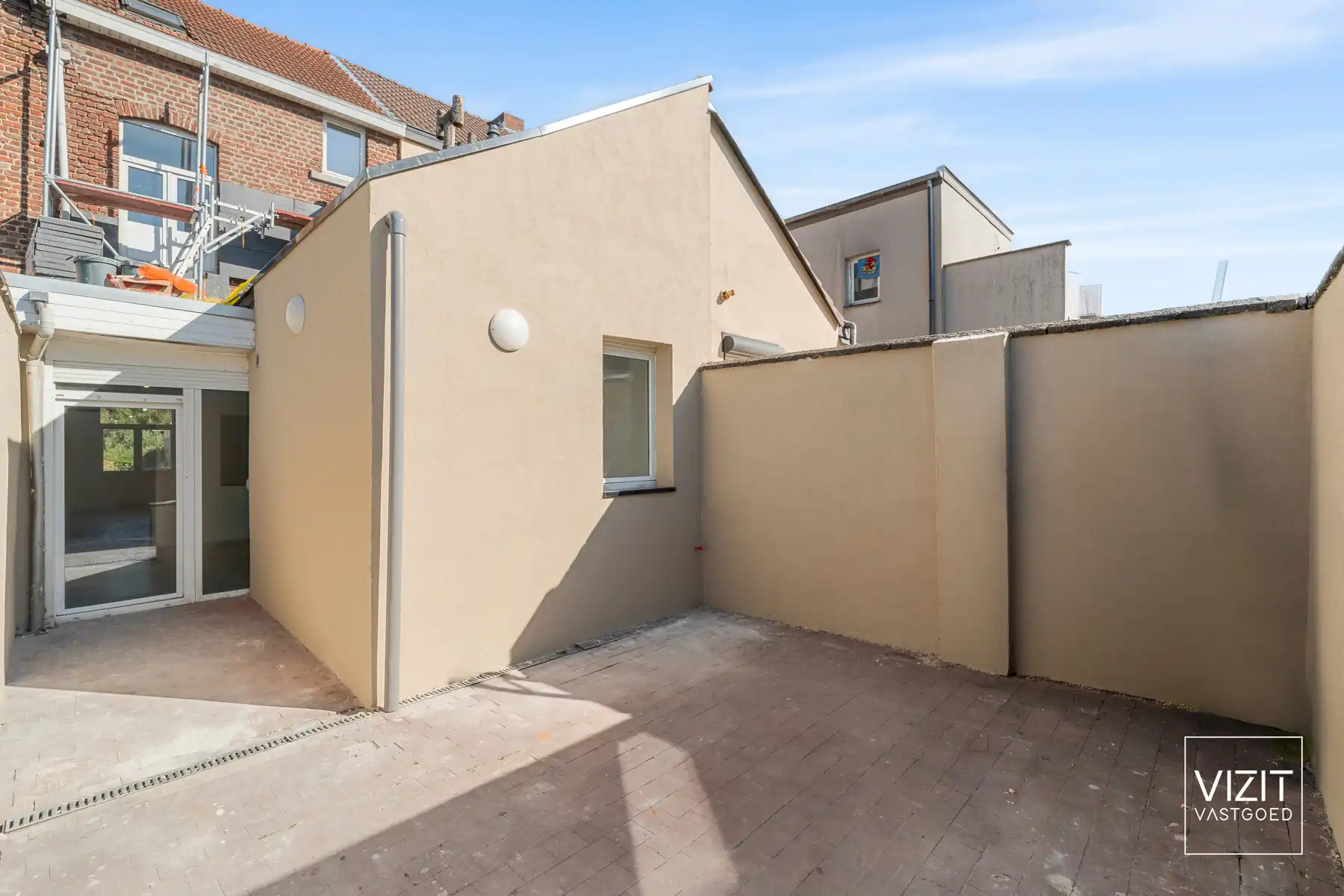 Volledig gerenoveerde woning met stadstuin foto 18