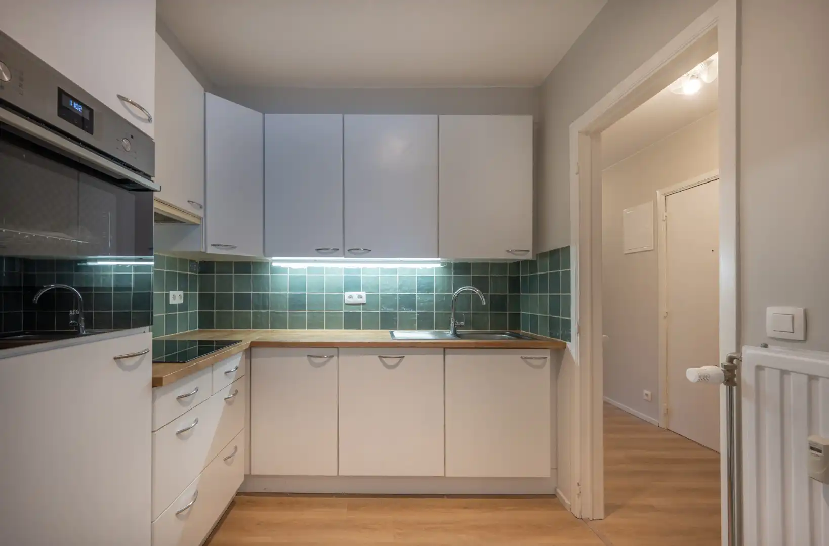 Instapklaar appartement op zeer centrale ligging tussen Lichttorenplein en Dumortierlaan foto 8