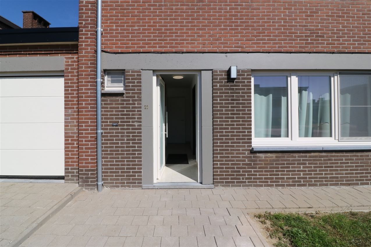 Vernieuwde woning, 3 slpk., leuk overdekt terras met tuin  foto 35