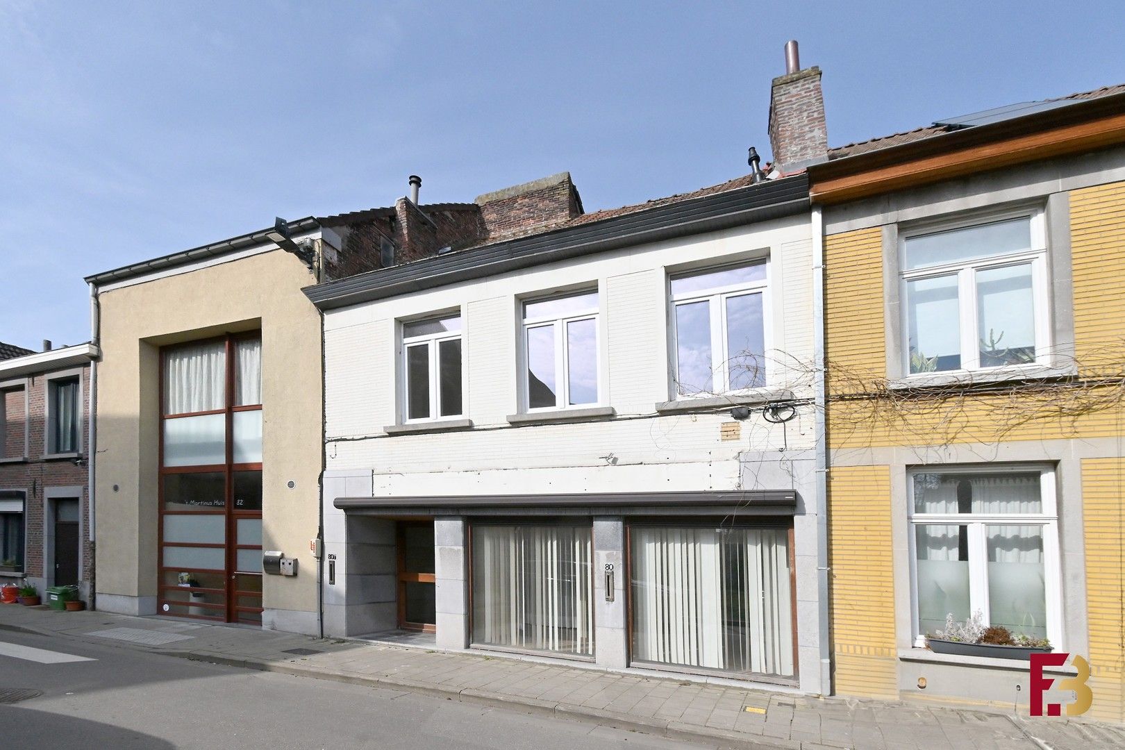 veelzijdige woning in het populaire Ekkergem foto {{pictureIndex}}