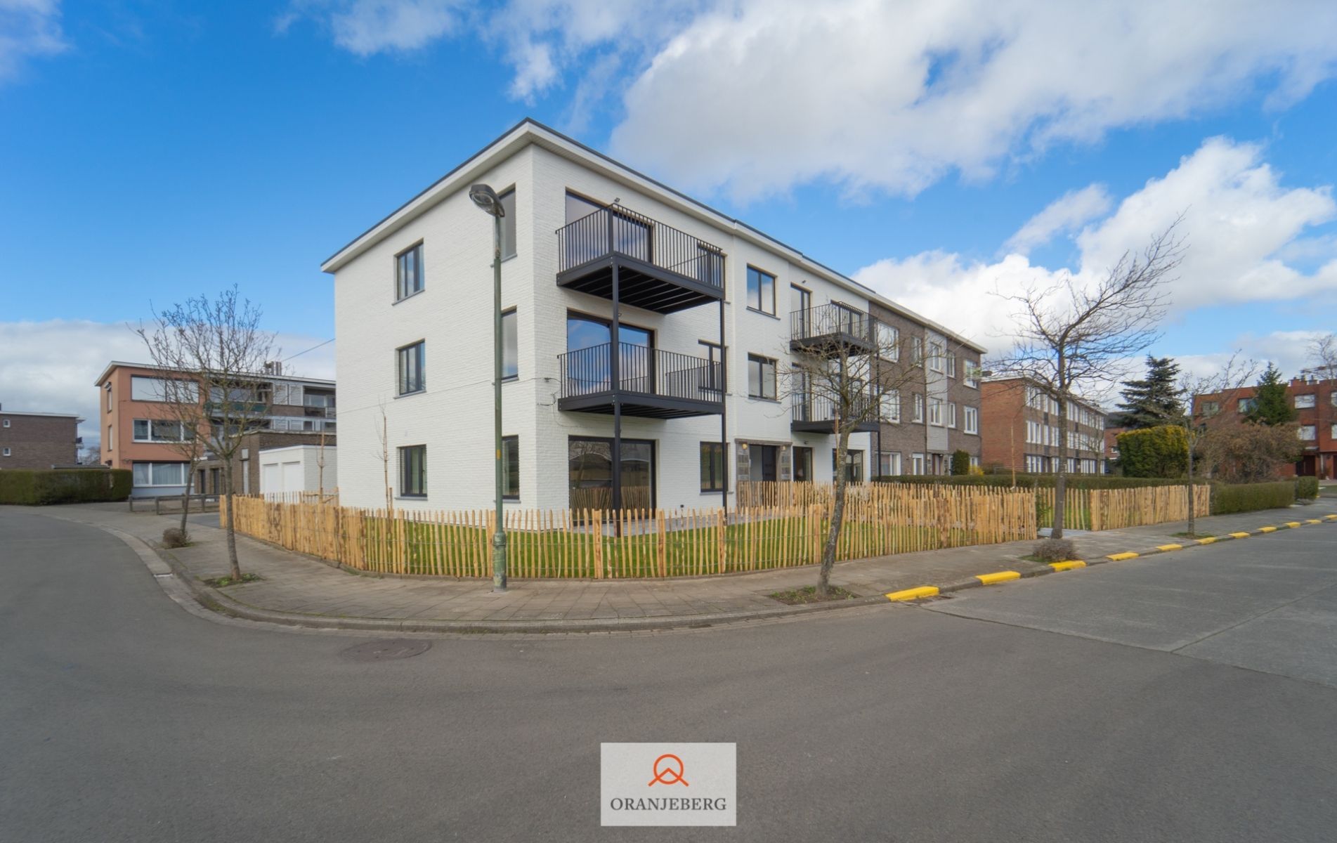 Gerenoveerd zonnig gelijkvloers 2-slaapkamerappartement met tuin foto 28