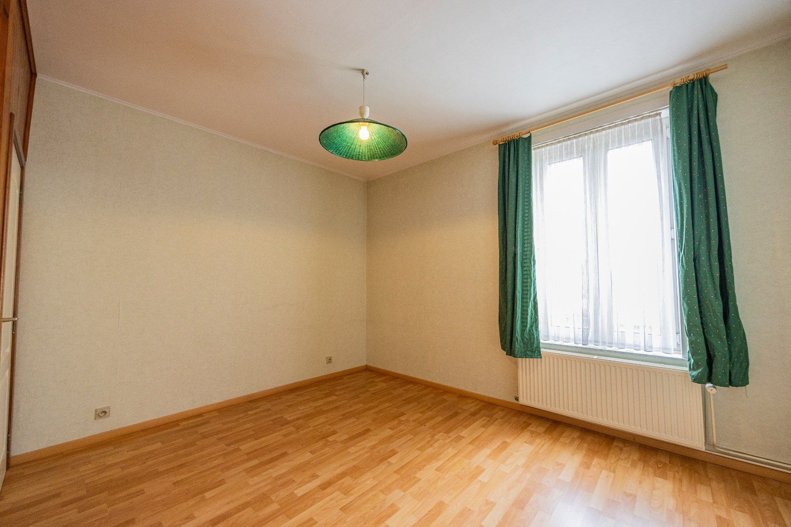 Te renoveren woning met 4 slpks en tuin te Huizingen foto 20
