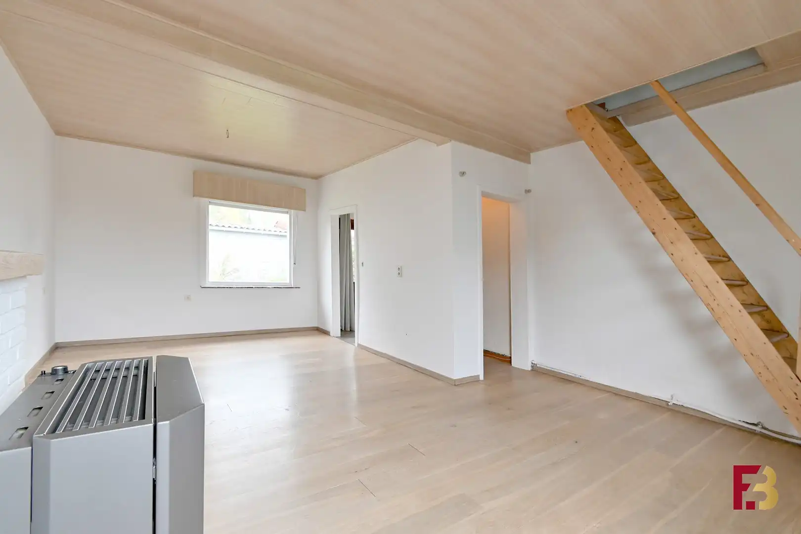 Gezellige half open bebouwing nabij het centrum van Merelbeke foto 3