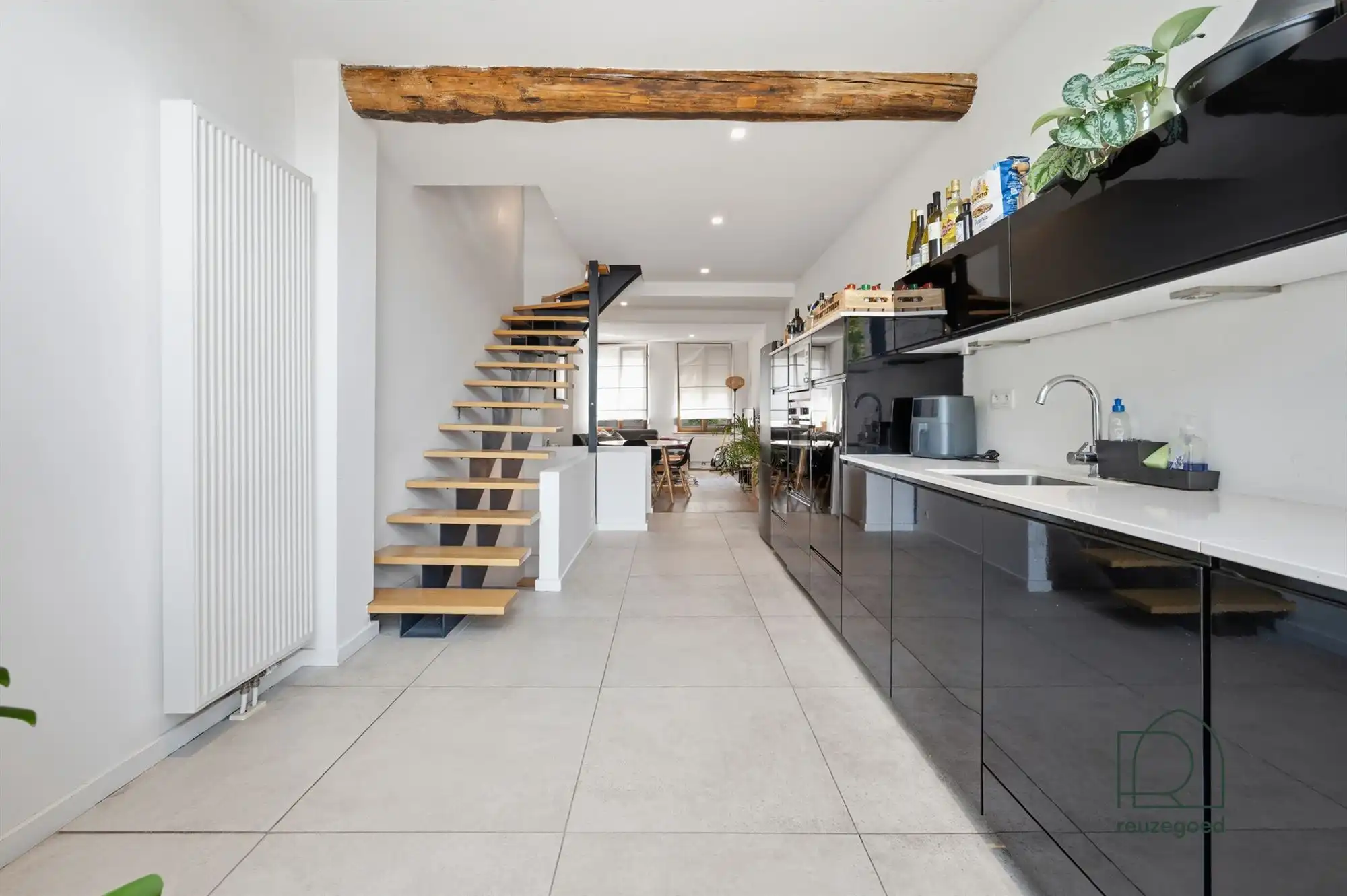 Instapklare stadswoning met garage en 3 slaapkamers op een toplocatie in Mechelen foto 14