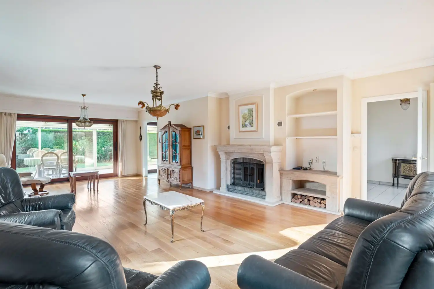 Gezellige laagbouw met 3 slaapkamers, dubbele garage en tuin in Ranst foto 5