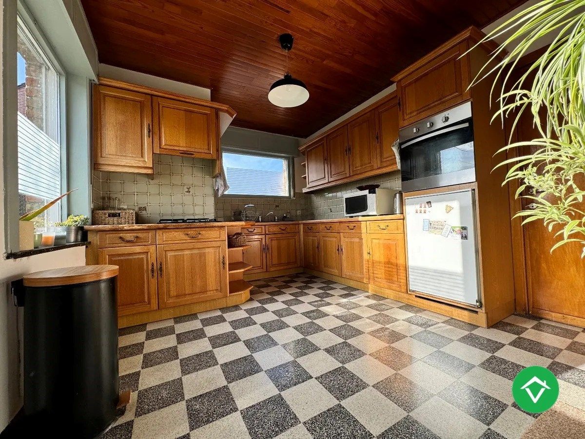Halfopen bebouwing met 3 slaapkamers en een garage te Koekelare  foto 11
