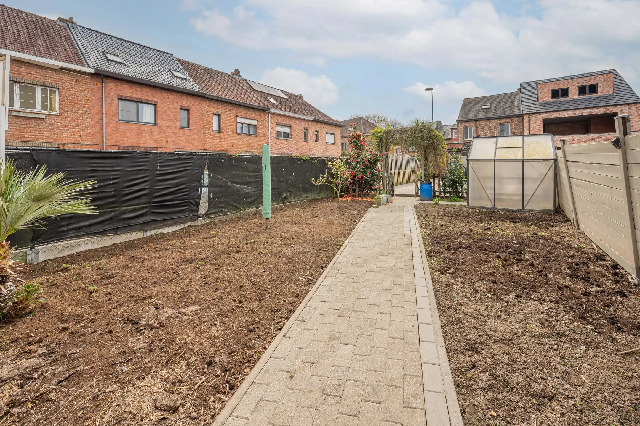 Gezellige woning op centrale locatie met dubbele garage!  foto 28