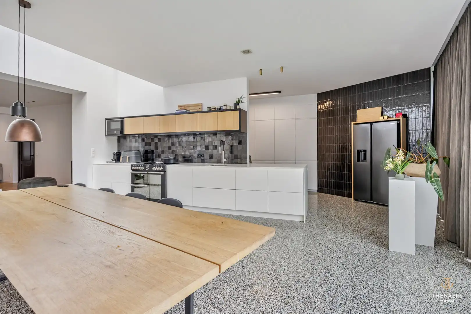 Stijlvol gerenoveerde karakterwoning nabij het centrum van Sint-Truiden. foto 13
