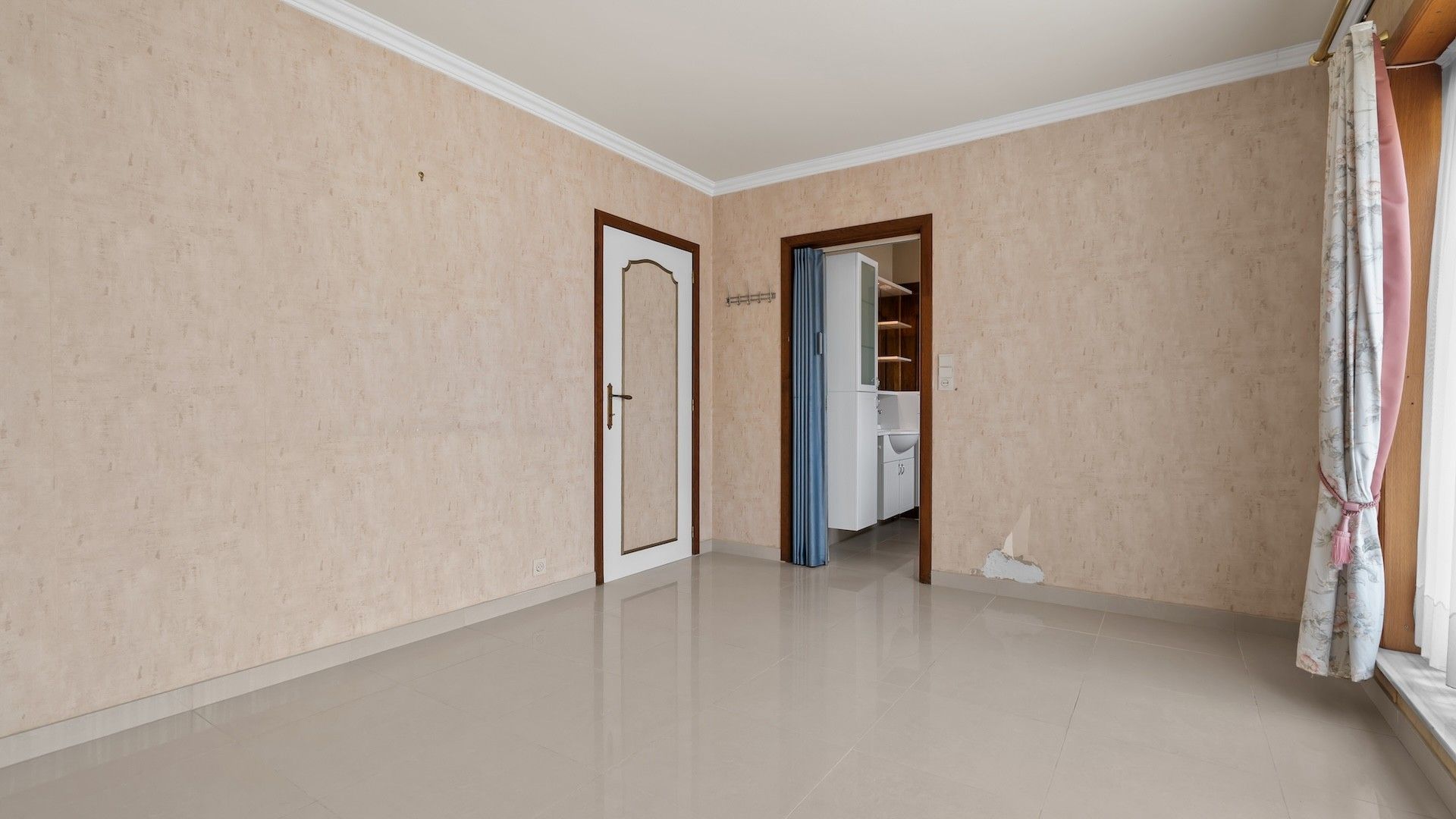 Zeer landelijk gelegen woning met praktijkruimte op een perceel van 19a72ca foto 12
