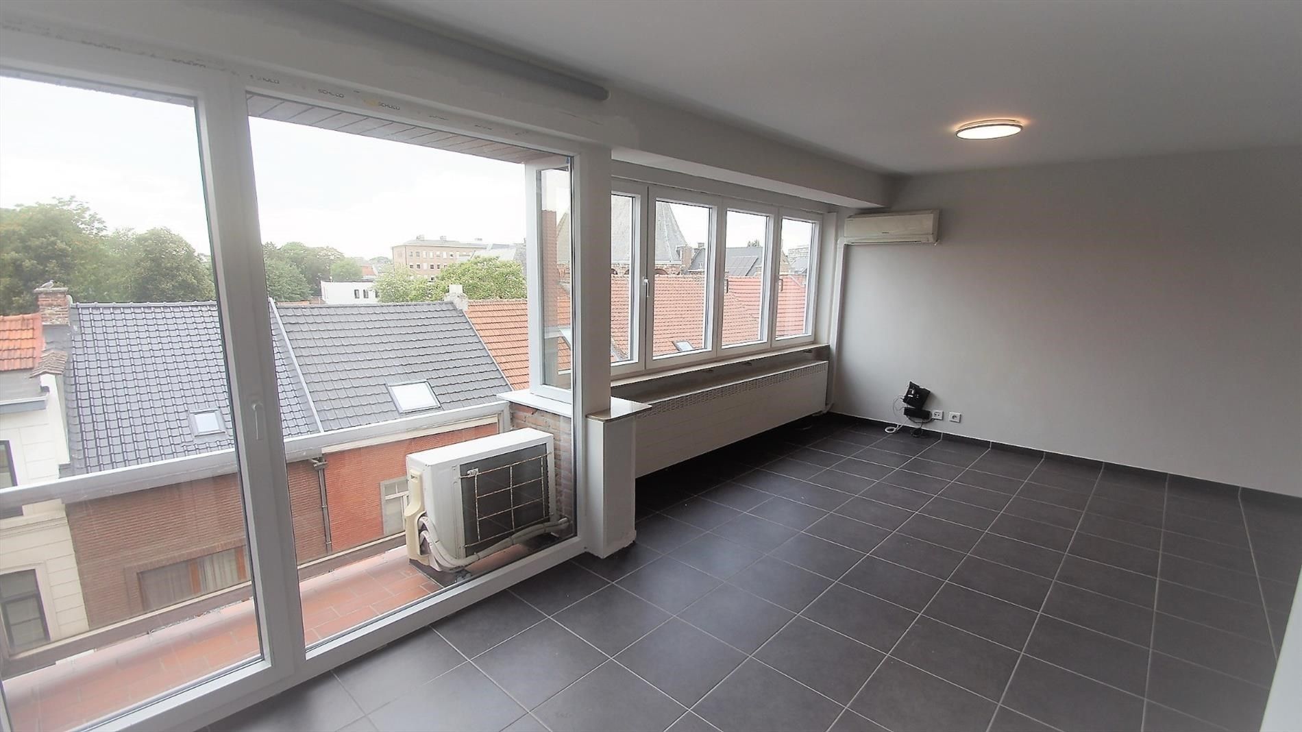 Studio in centrum Tienen foto 4