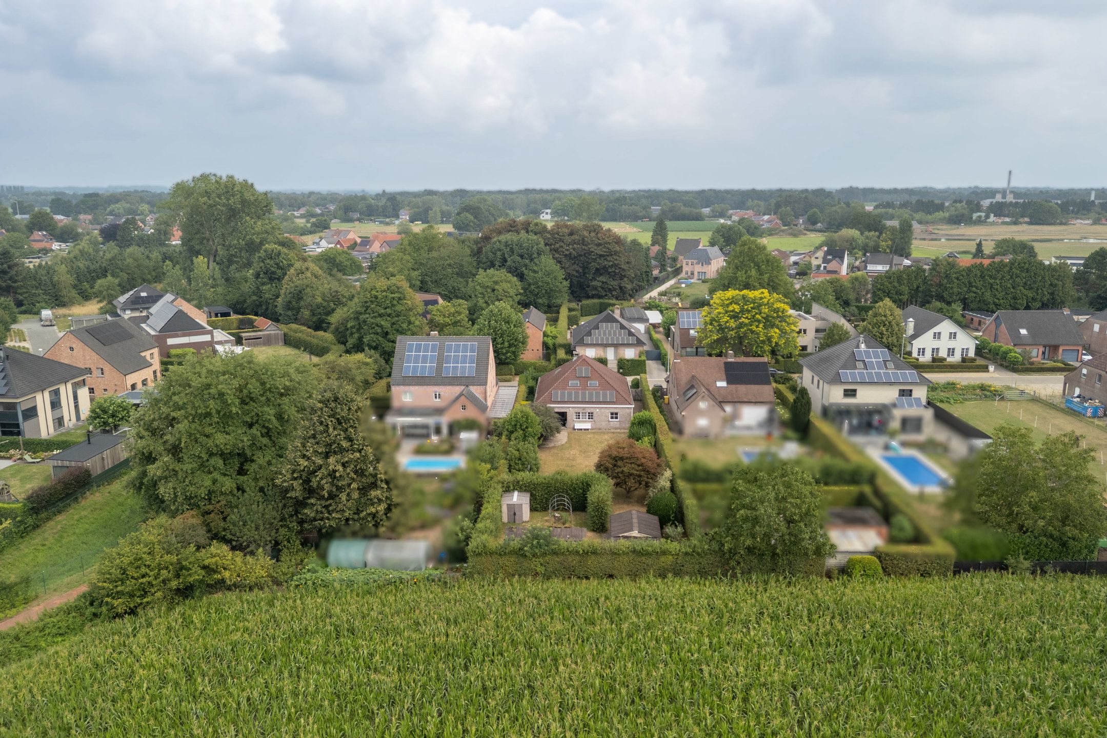Ruime woning met 4 slpks op mooi zuidperceel van 1.041 m²  foto 52