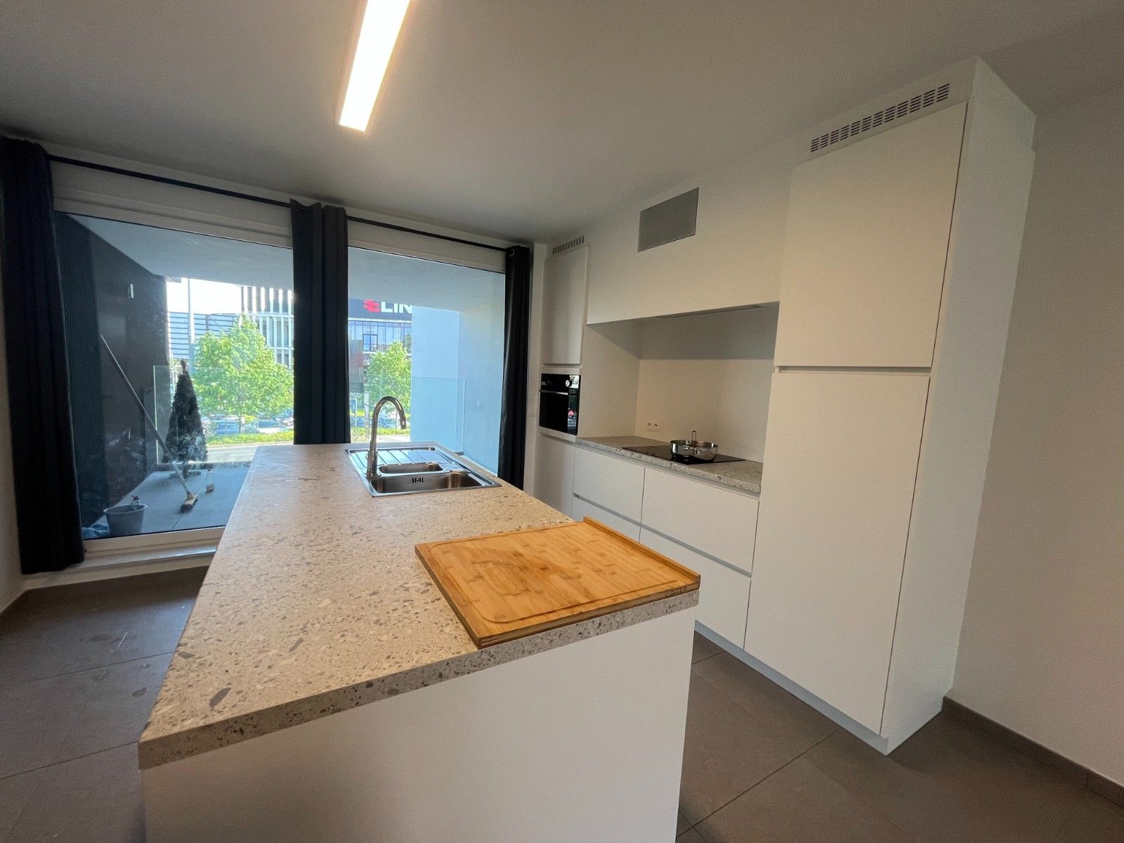 Modern nieuwbouwappartement te huur in Waregem – topligging! foto 11