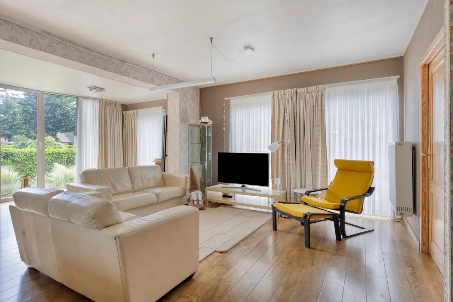 Innstapklare driegevelwoning  in verkeersluwe omgeving foto 4