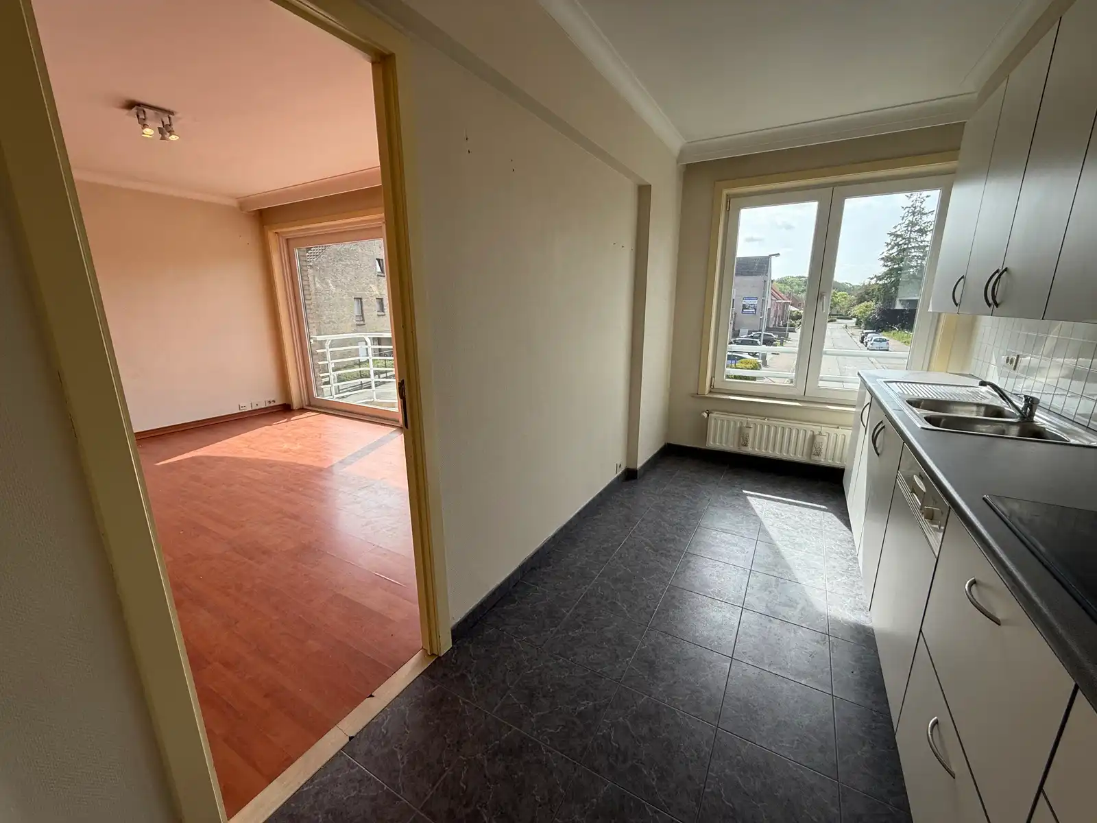 3 slaapkamer appartement met een garage aan station van Beernem foto 13