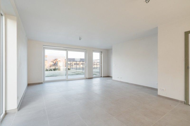 Instapklare nieuwbouwwoning met zonnige tuin te Roeselare foto 5