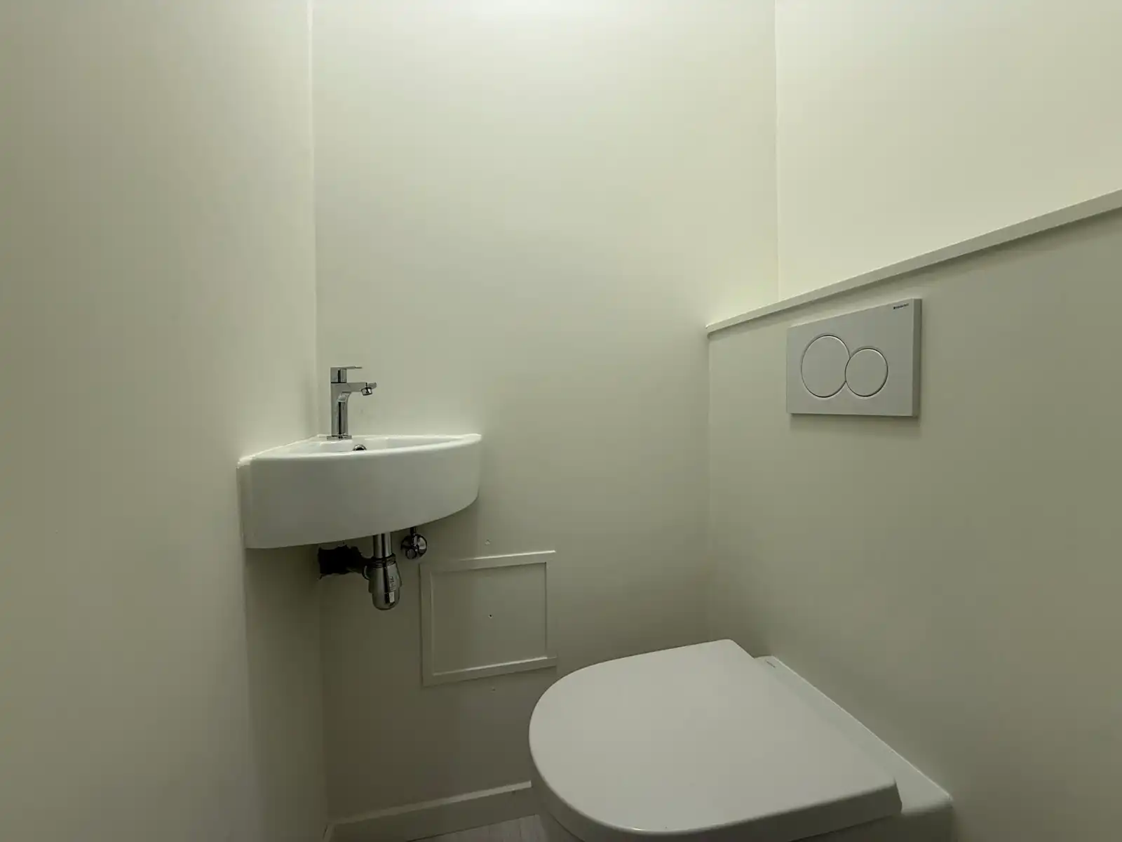 Karaktervol, volledig instapklaar appartement foto 11