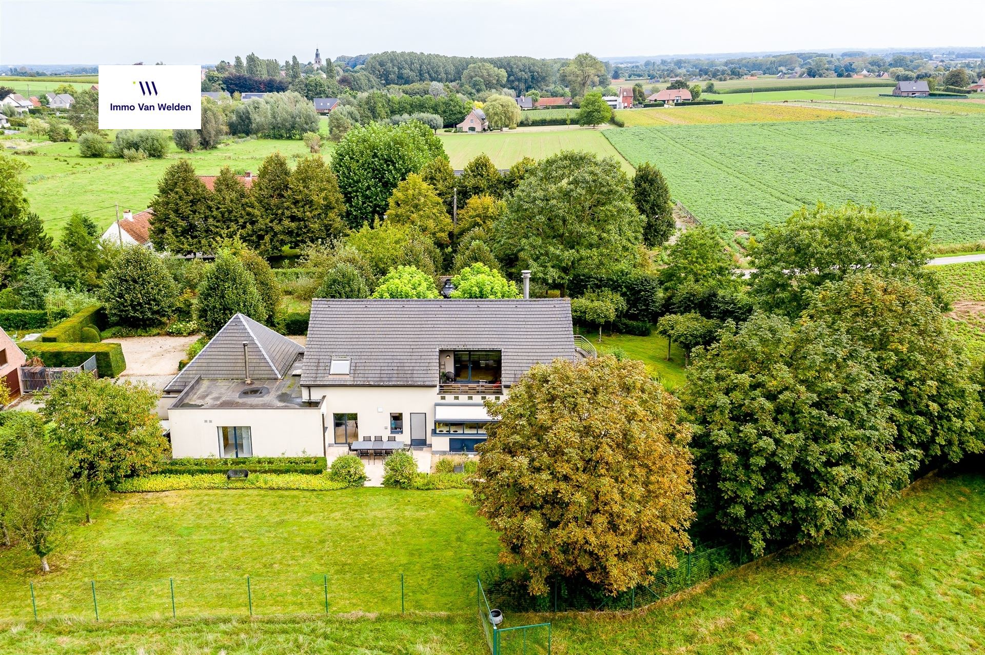 Betoverend landhuis te koop in het pittoreske WANNEGEM-LEDE foto 5