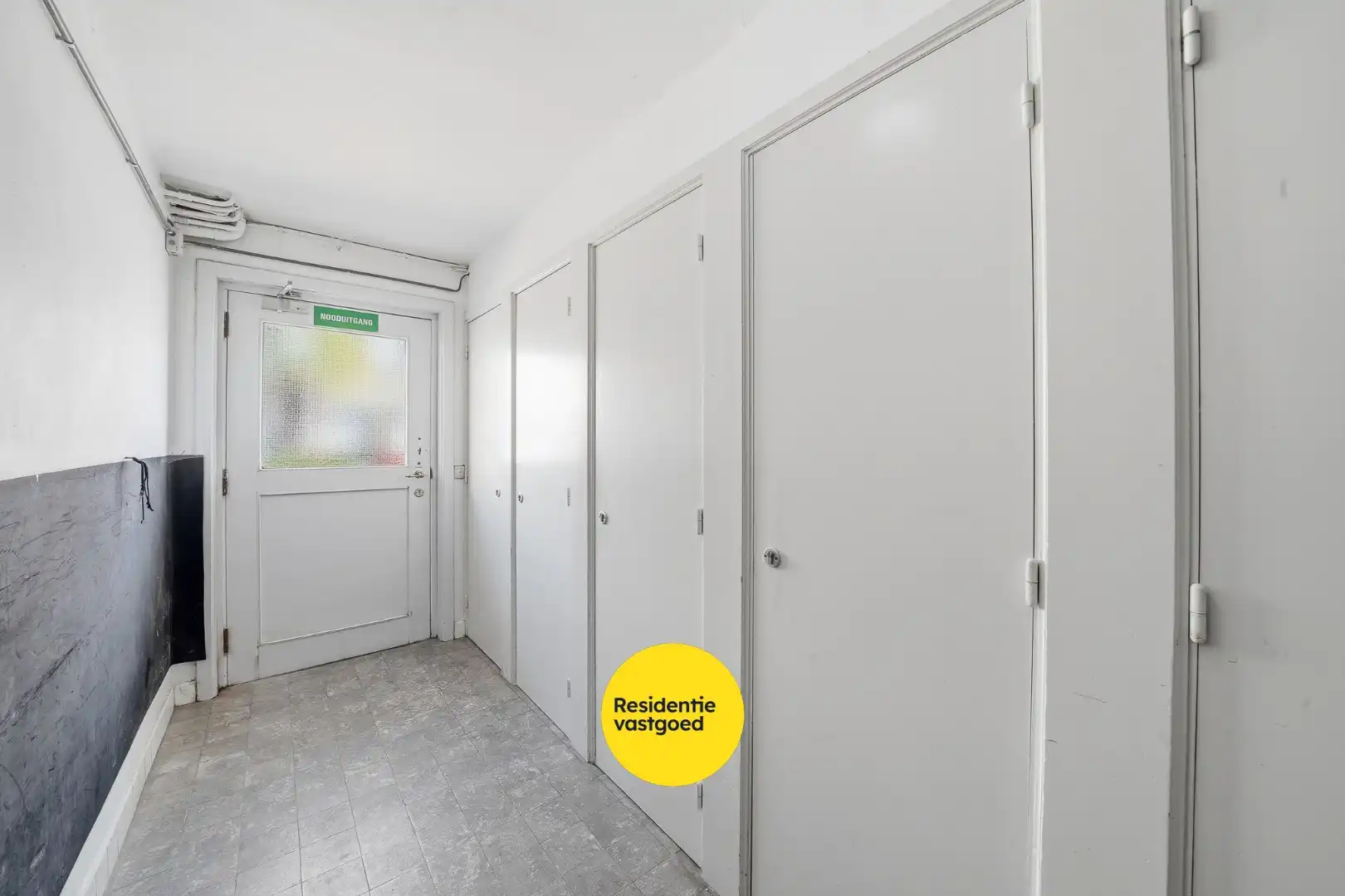 Instapklaar, energiezuinig appartement op topligging in Mariakerke (Oostende) foto 18