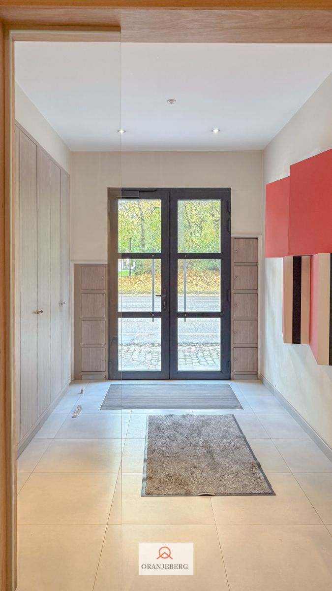 Exclusief en ruim appartement (143  m²)  met zicht op het park foto 38