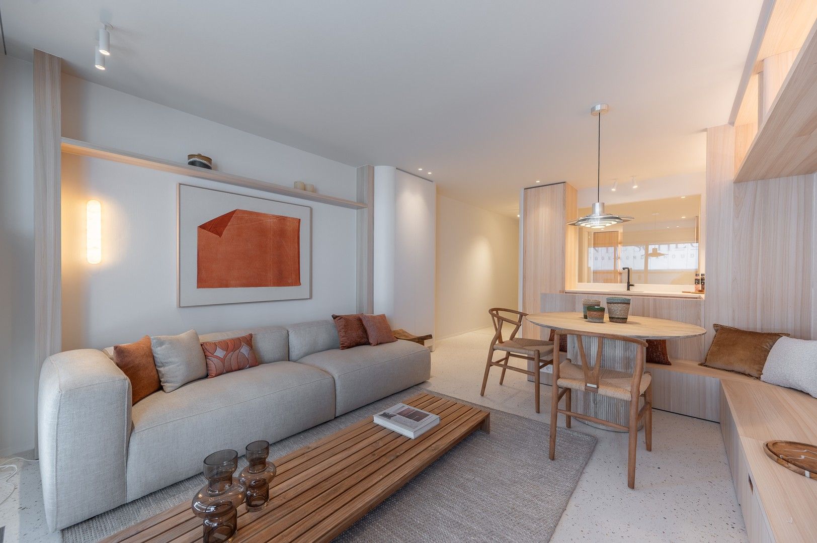 Fantastisch gerenoveerd appartement met adembenemend zeezicht op de zeedijk. foto 3