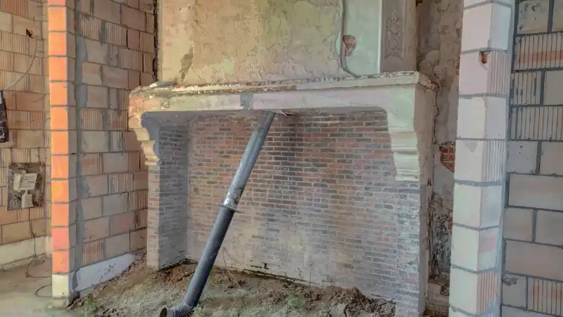 Exclusief 17e eeuws landgoed met bijgebouwen en slotgracht op 1 ha foto 14