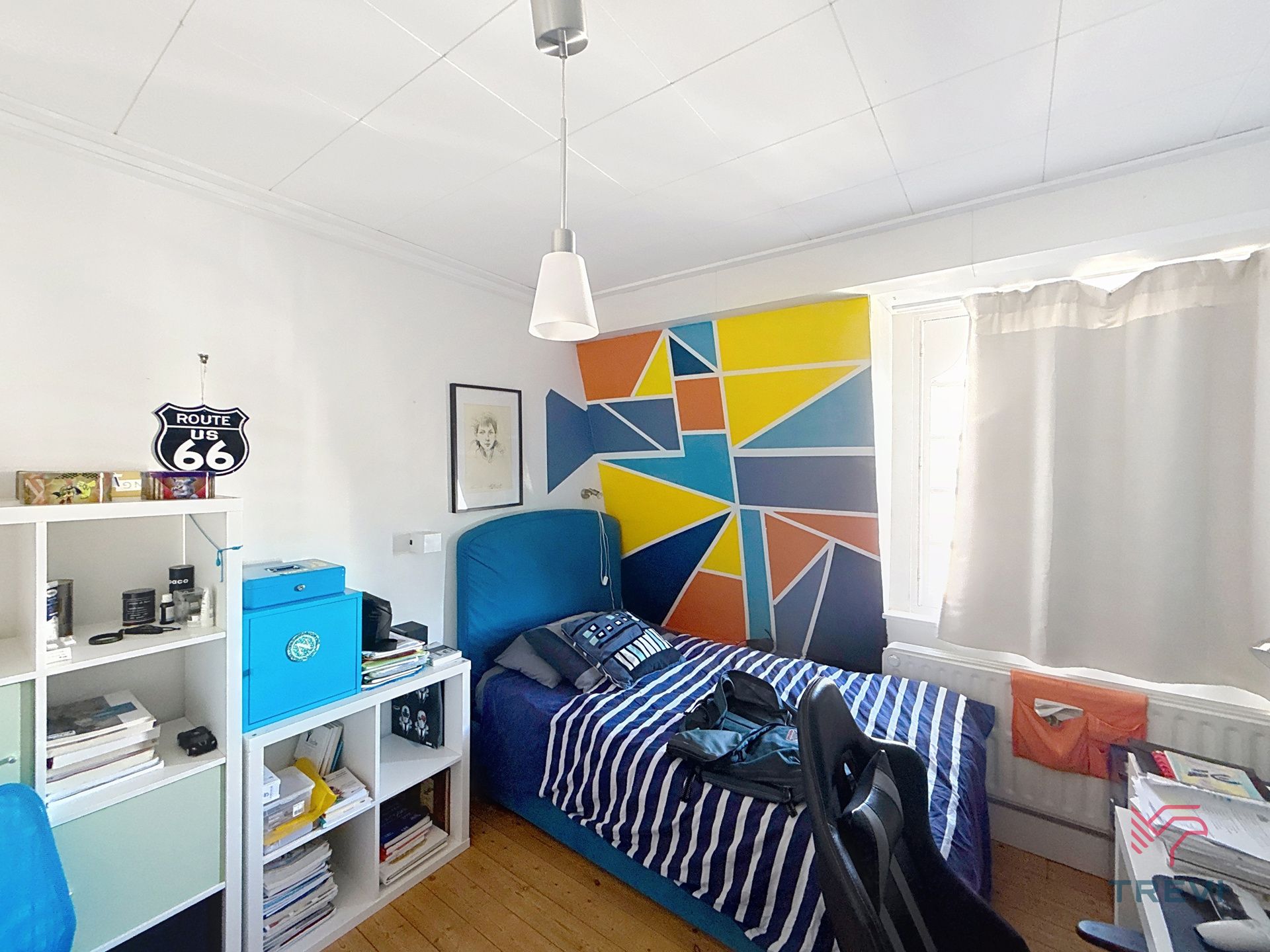 Eengezinswoning met 4 slaapkamers + kantoor en tuin! foto 8