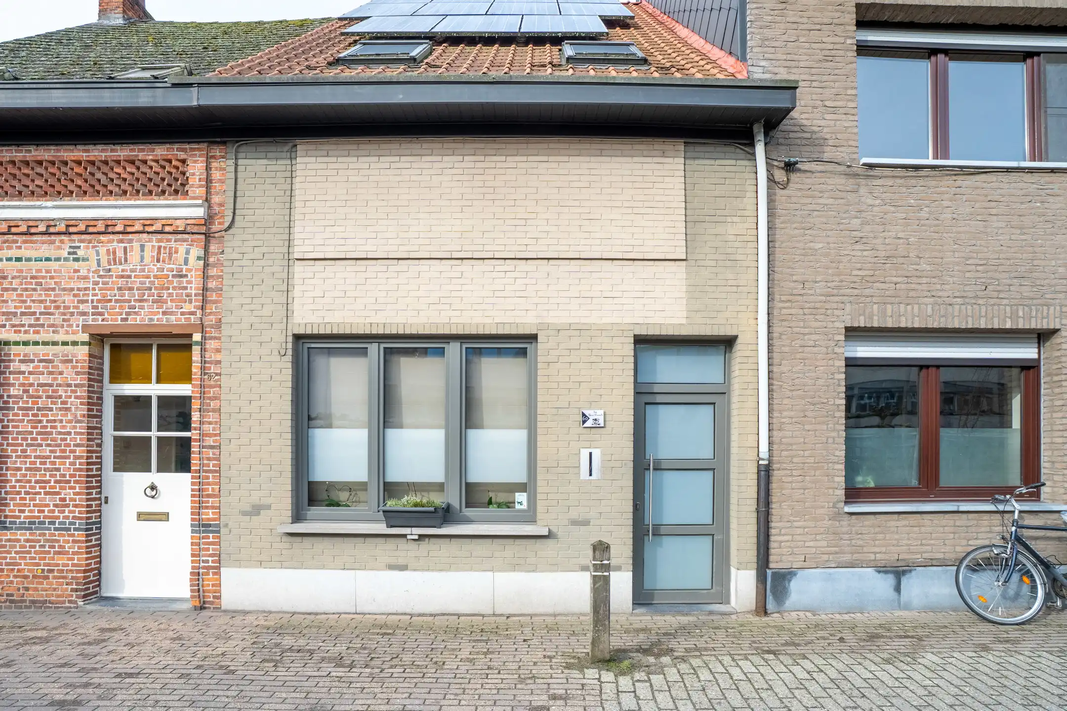 Gerenoveerde woning met 3slpk nabij centrum Turnhout foto {{pictureIndex}}