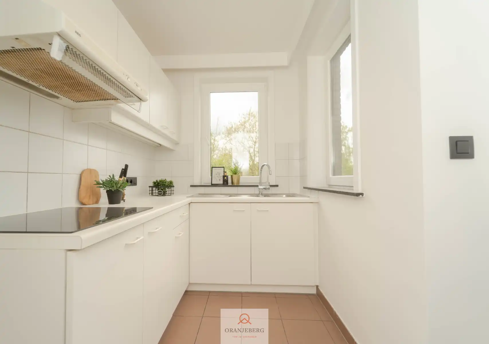 Instapklaar duplex-appartement Wondelgem! foto 12