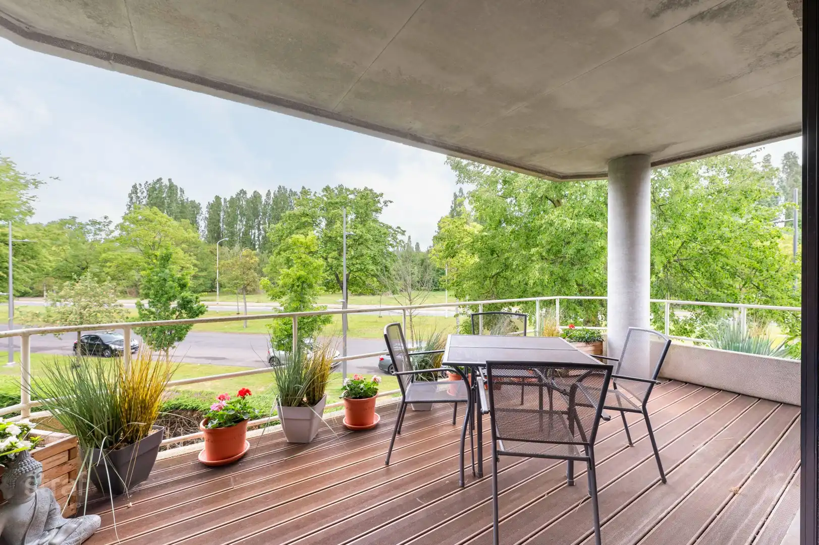 Groot 3 slpk appartement met 2 terrassen foto 5