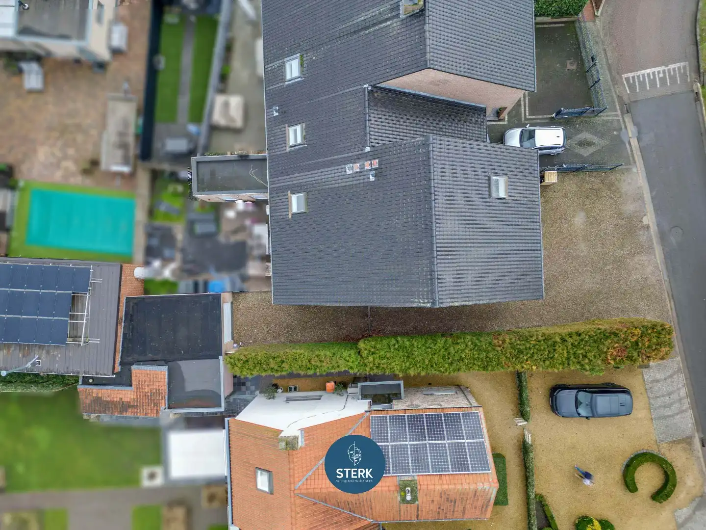 INSTAPKLAAR DUPLEX-APPARTEMENT MET 3 SLPKS IN HET GEZELLIGE LEUT ! foto 4