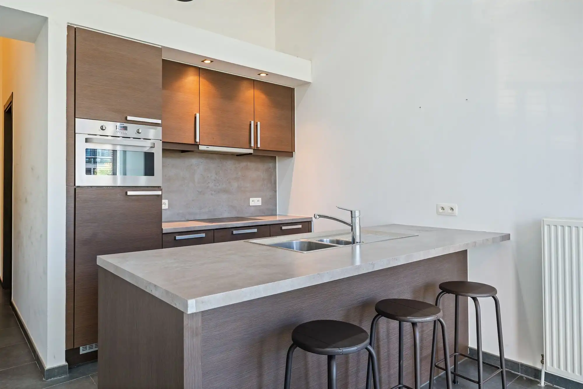 EILANDJE – Lichtrijk 1-slpkmr appartement met zonnig balkon foto 2