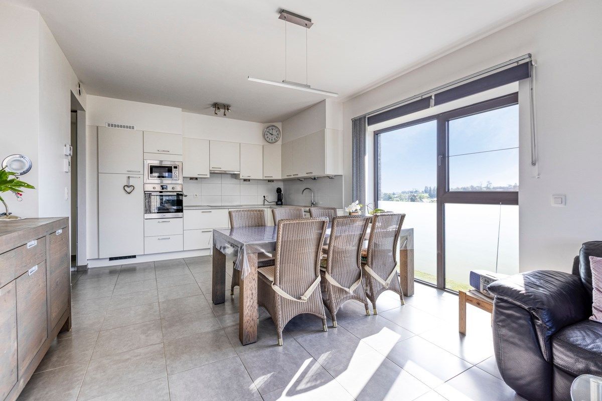 Instapklaar appartement, aangename omgeving randstad Tongeren foto 10