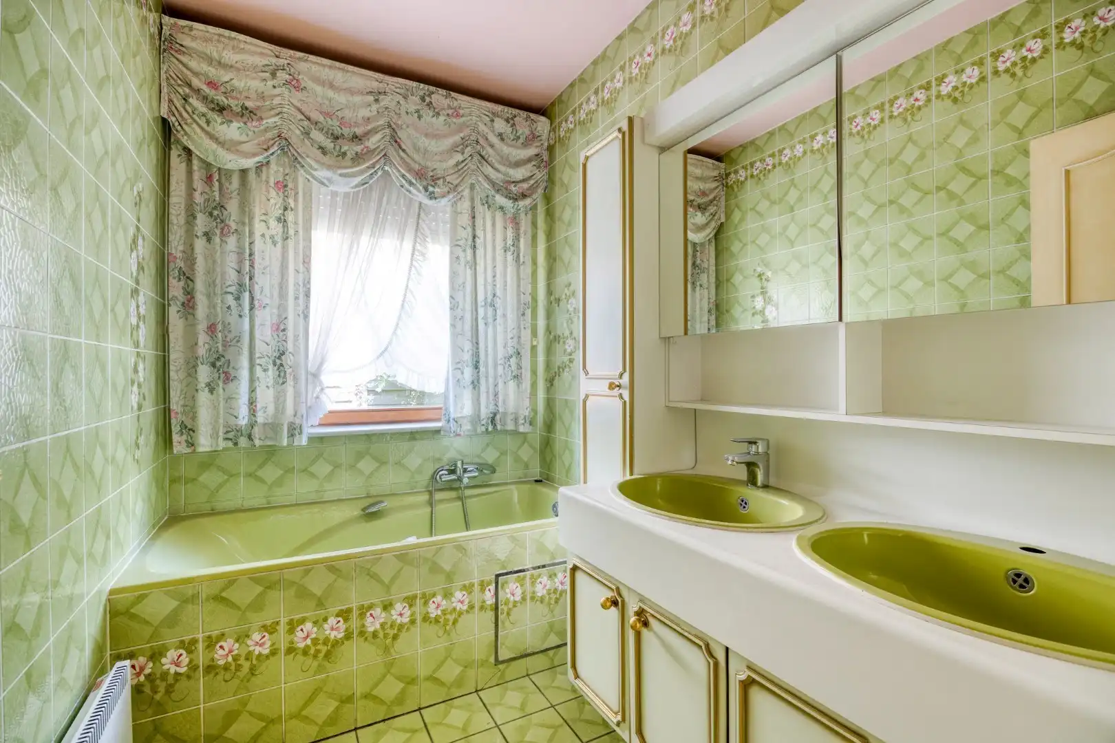 BUNGALOW – 2/4 kamers, garage & kelders – 1650 BEERSEL foto 15