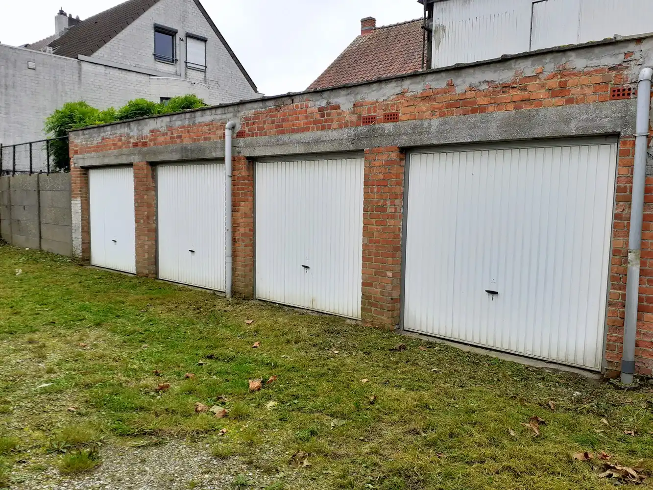 Garagebox te huur vlakbij centrum Mechelen foto 3