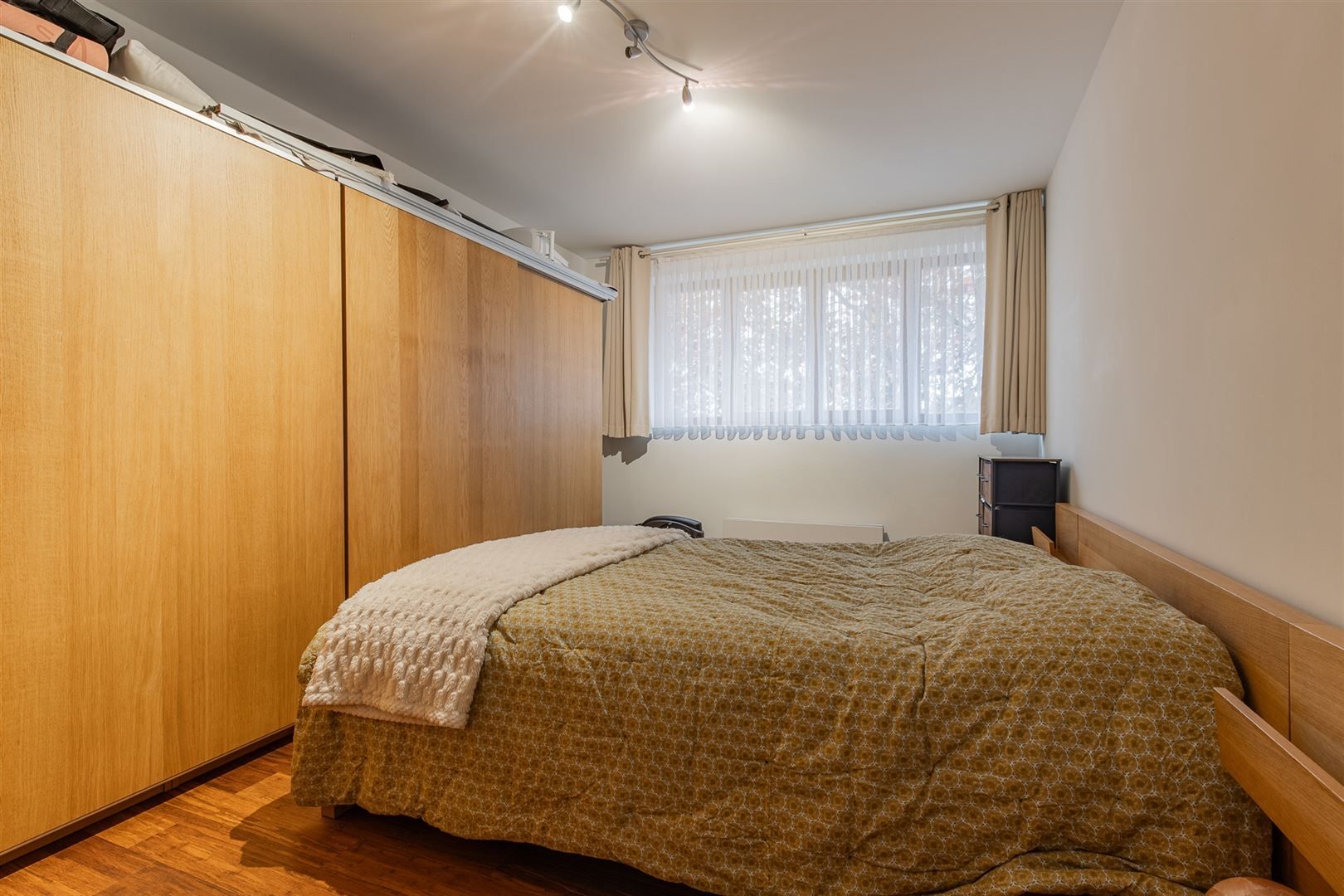 Instapklaar appartement met 1 SLP in Jette! foto 6