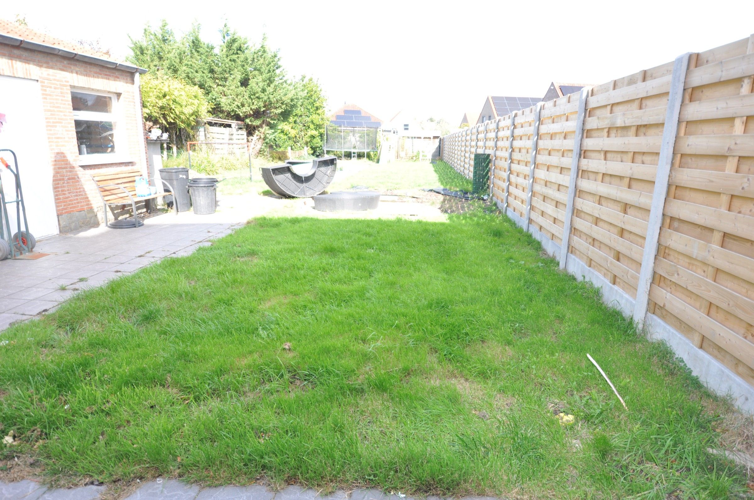 Gedeeltelijk gerenoveerde woning met grote tuin te Zandvoorde ! foto 16