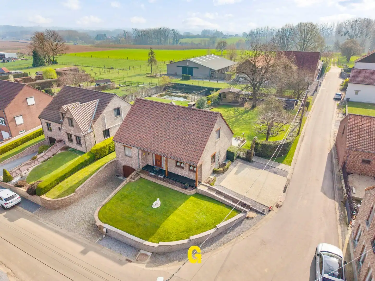 Verzorgde vrijstaande woning met 3 slaapkamers, inpandige garage en tuin op 10a 10ca in het mooie landelijke Werm foto 4