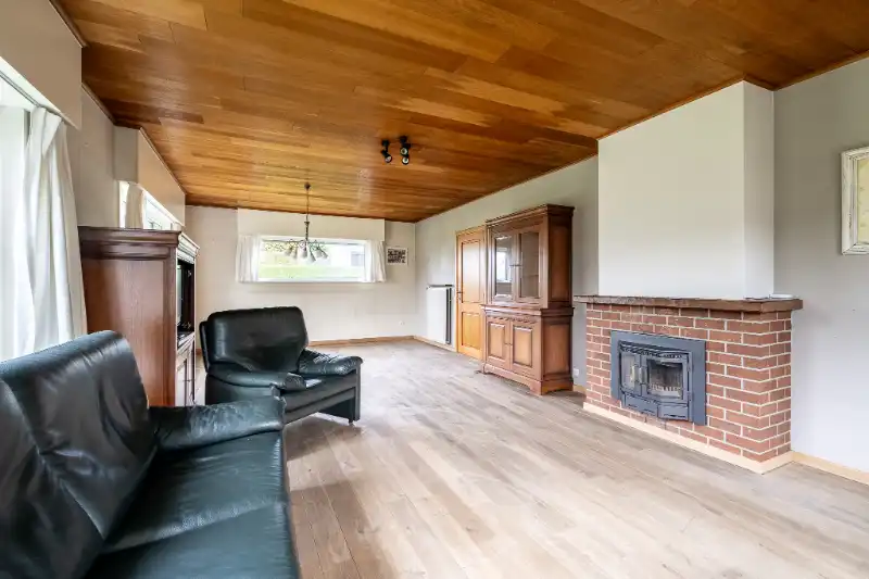 Open bebouwing op mooi perceel in rustige wijk. foto 4