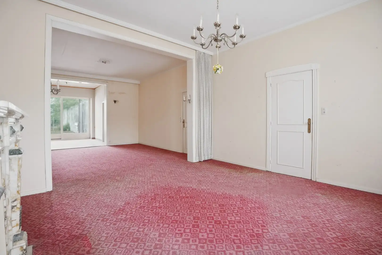 Te renoveren woning met veel op potentieel op topligging. foto 4